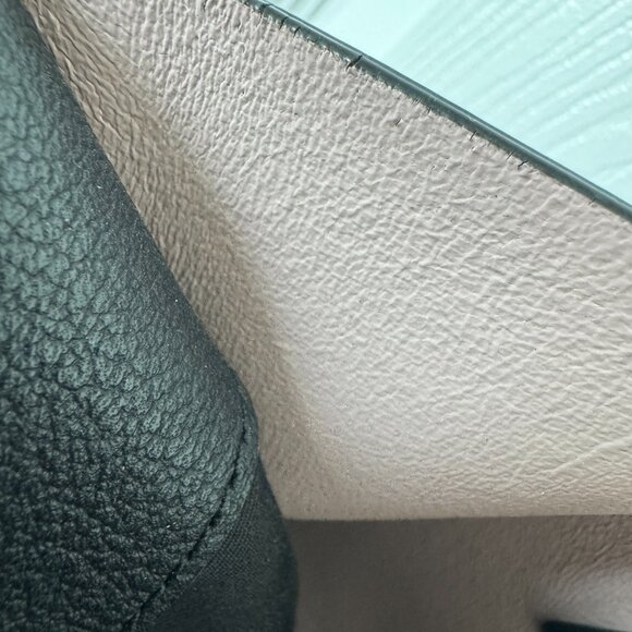 MARC JACOBS The Protege LARGE Leather Tote Color: BLACK /Gold Dust Bag - Picture 10 of 15